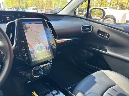 Used 2021 Toyota Prius Prime XLE w/ Carpet Mat Package (TMS) image 24