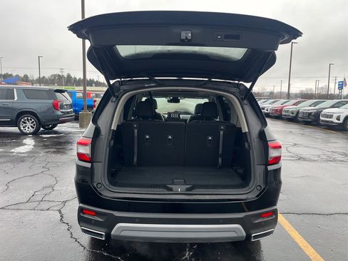 Certified 2023 Honda Pilot Touring image 11