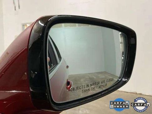 Used 2024 Buick Enclave Premium image 95