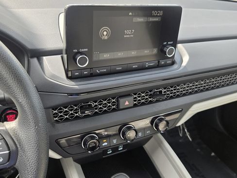 Certified 2025 Honda Accord LX image 19