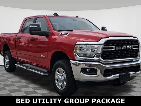 Used 2024 RAM 2500 Big Horn w/ Bed Utility Group image 1