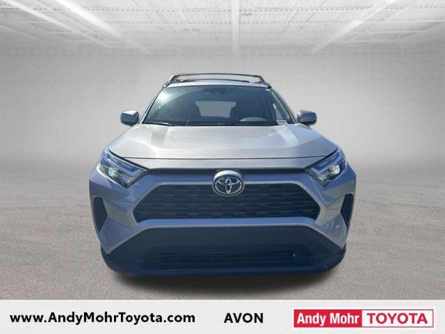 Used 2025 Toyota RAV4 XLE w/ Convenience Package AWD/4WD image 3