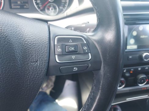 Used 2015 Volkswagen Passat 1.8T SE FWD image 22
