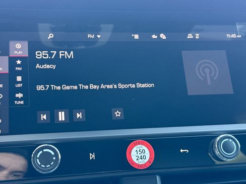 New 2026 Porsche Macan Turbo image 22