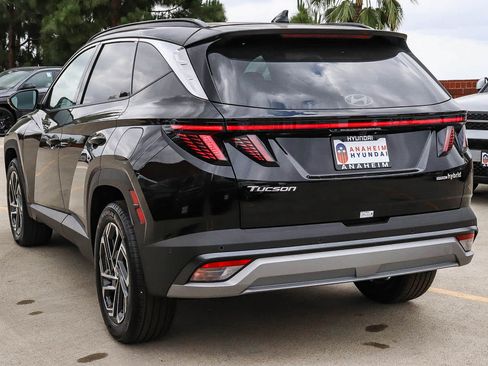 New 2026 Hyundai Tucson Limited AWD/4WD image 9