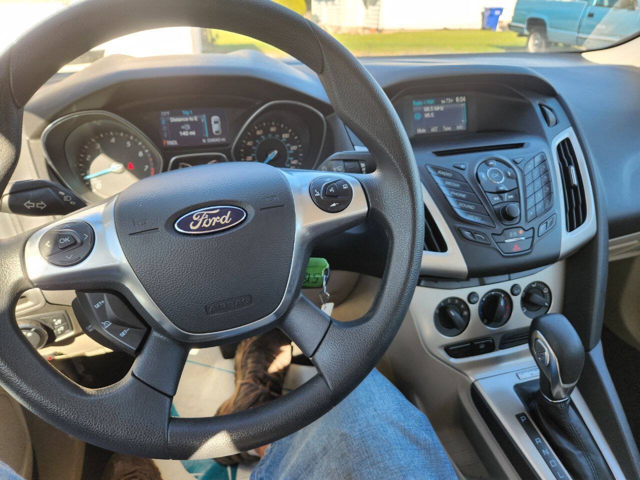 Used 2014 Ford Focus SE FWD image 16