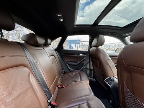 Used 2016 Audi Q3 2.0T Premium Plus w/ Technology Package image 10