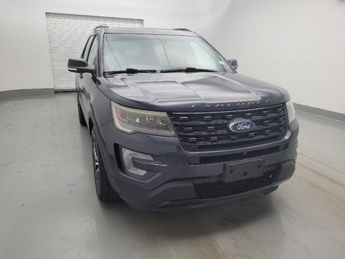Used 2017 Ford Explorer Sport w/ Equipment Group 401A AWD/4WD image 14