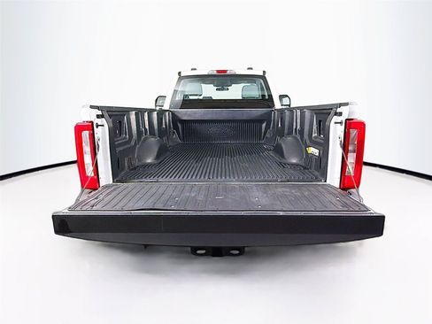 Used 2023 Ford F250 XL w/ FX4 Off-Road Package AWD/4WD image 14