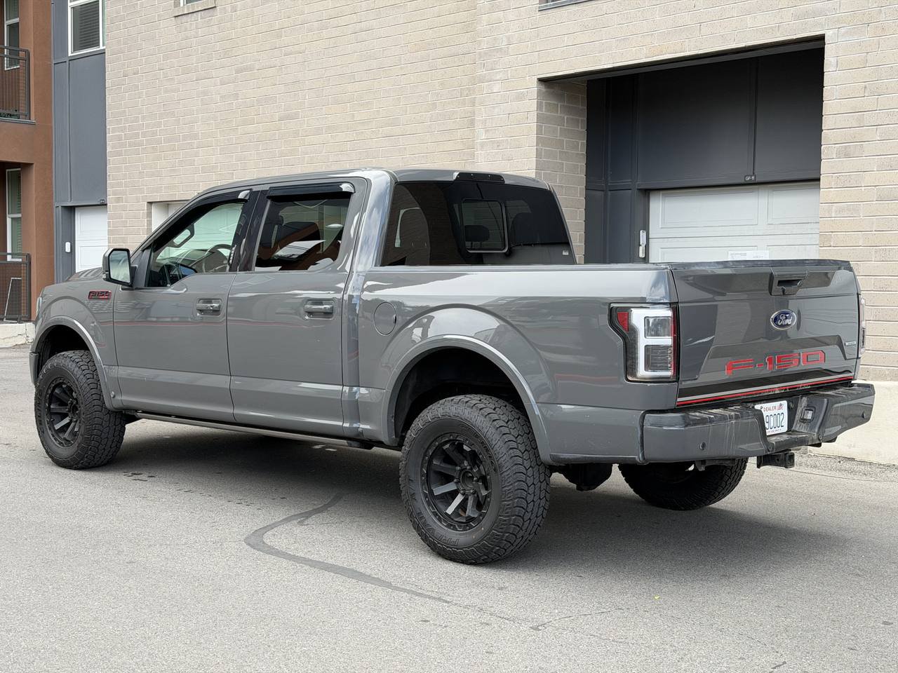 Used 2018 Ford F150 Lariat w/ Equipment Group 502A Luxury AWD/4WD image 3