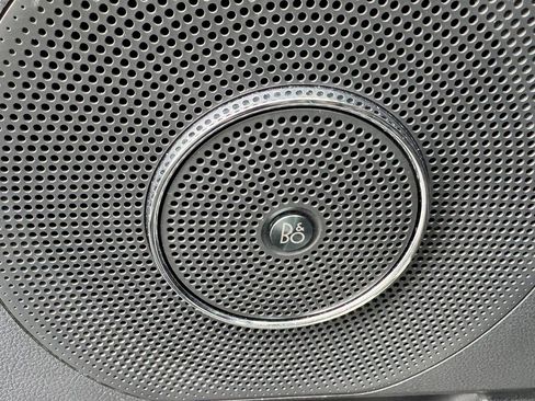 Certified 2024 Ford Expedition Limited image 38