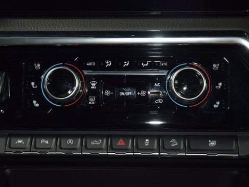 Used 2023 GMC Sierra 1500 Denali w/ Denali Reserve Package image 34