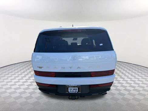 Used 2025 Hyundai Santa Fe SE w/ Tow & Go Package FWD image 6
