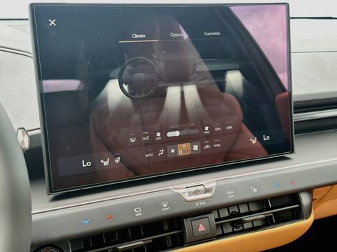 New 2026 Lexus ES 350e w/ Convenience Package FWD image 33