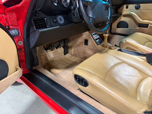 Used 1995 Porsche 911 Cabriolet image 30