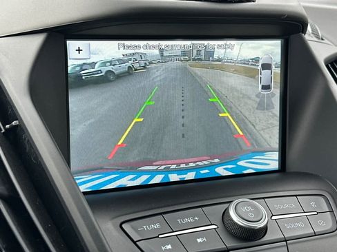 Certified 2019 Ford Escape SEL image 19