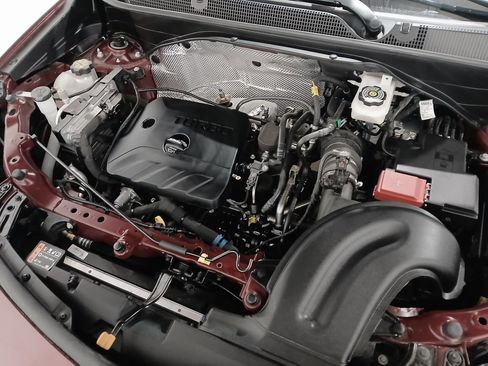 Used 2024 Buick Encore GX Avenir w/ Avenir Convenience Package image 31