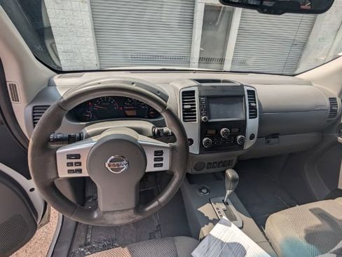 Used 2021 Nissan Frontier SV RWD image 22