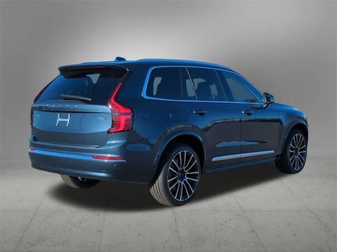 New 2026 Volvo XC90 B6 Plus w/ Protection Package Premier image 6