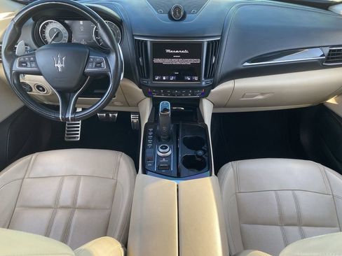 Used 2022 Maserati Levante Modena AWD/4WD image 14