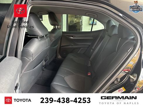 Used 2019 Toyota Camry SE image 15