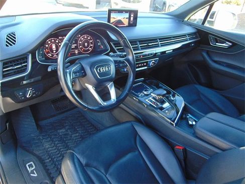 Used 2017 Audi Q7 3.0T Premium Plus image 11