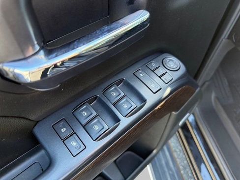 Used 2017 GMC Sierra 1500 Denali w/ Denali Ultimate Package image 11