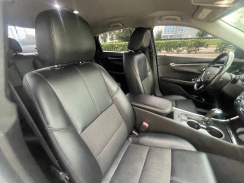 Used 2020 Chevrolet Impala LT FWD image 19