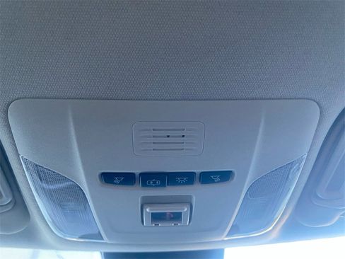 Used 2022 Toyota Corolla LE image 25