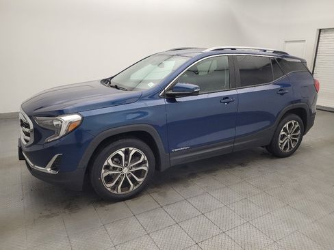 Used 2021 GMC Terrain SLT AWD/4WD image 2