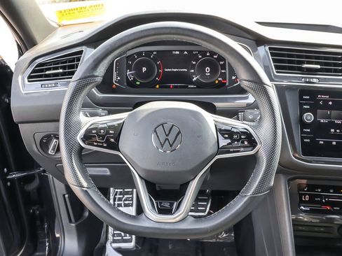 Used 2023 Volkswagen Tiguan SEL R-Line image 20