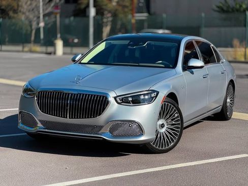 Used 2024 Mercedes-Benz Maybach S 680 4MATIC image 9