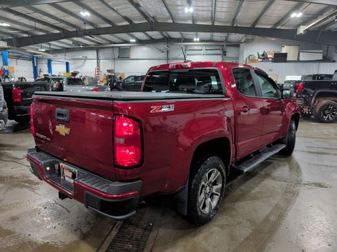 Used 2019 Chevrolet Colorado Z71 image 3