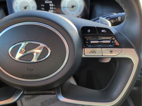 Used 2023 Hyundai Santa Cruz SEL Premium image 11