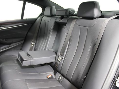 Used 2023 BMW 530i w/ M Sport Package image 30