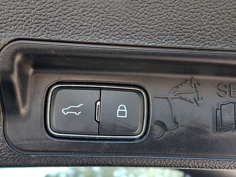 Certified 2023 Ford Explorer XLT w/ Equipment Group 202A AWD/4WD image 28