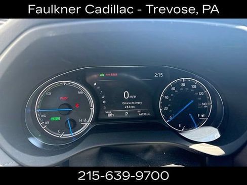 Used 2024 Toyota Venza XLE AWD/4WD image 12