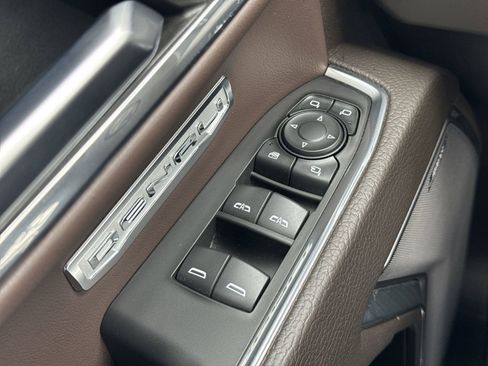 Used 2023 GMC Sierra 1500 Denali w/ Denali Reserve Package image 15