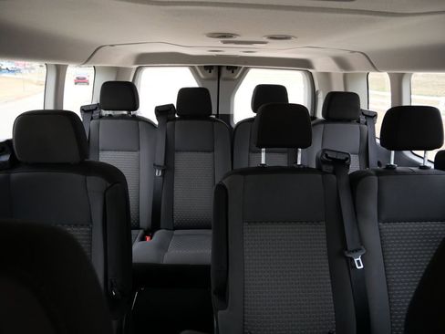 Used 2023 Ford Transit 350 XLT image 22