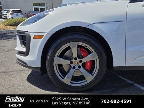 Used 2022 Porsche Macan S AWD/4WD image 10