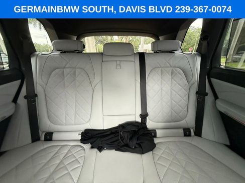 Used 2025 BMW X5 xDrive40i w/ Executive Package AWD/4WD image 18