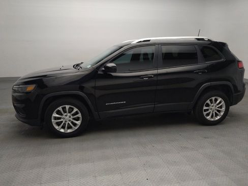 Used 2020 Jeep Cherokee Latitude FWD image 2