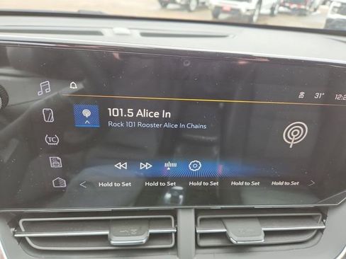 Used 2026 Chevrolet Trax LT w/ Driver Confidence Package image 13