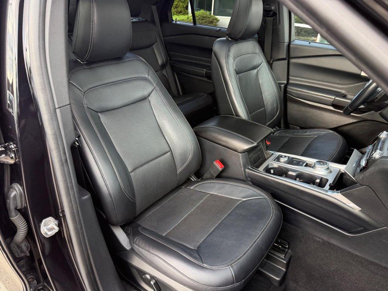Used 2020 Ford Explorer Limited AWD/4WD image 11