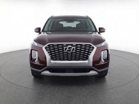 Used 2021 Hyundai Palisade Limited FWD image 2