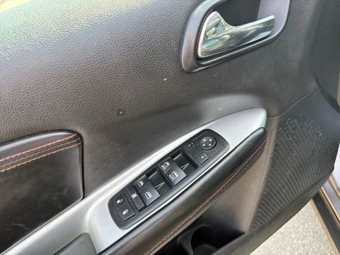 Used 2012 Dodge Journey R/T w/ Navigation & Sound Group I image 13