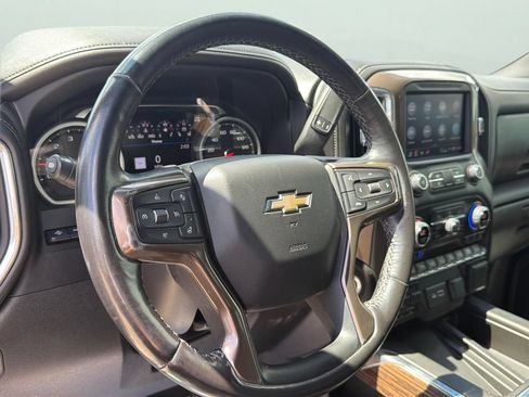 Used 2022 Chevrolet Silverado 2500 High Country w/ LPO, Dark Essentials Package AWD/4WD image 21