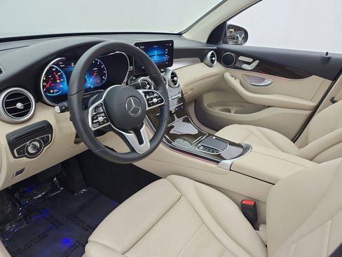 Used 2020 Mercedes-Benz GLC 300 4MATIC image 12