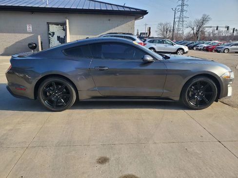 Used 2019 Ford Mustang Coupe w/ Equipment Group 101A image 7
