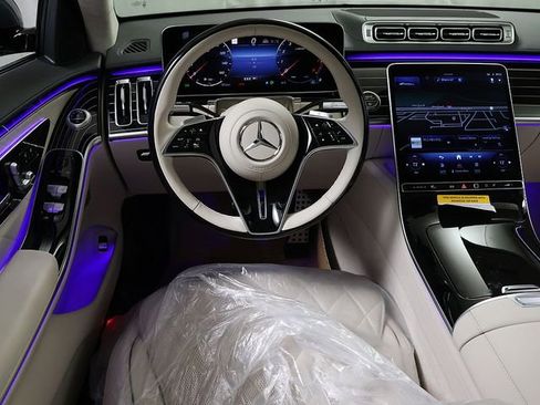 New 2026 Mercedes-Benz S 580 4MATIC Sedan image 16